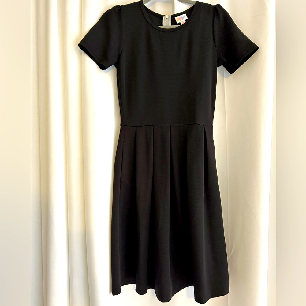 HAS pockets!!! Never Worn! Black A-Like dress with POCKETS!